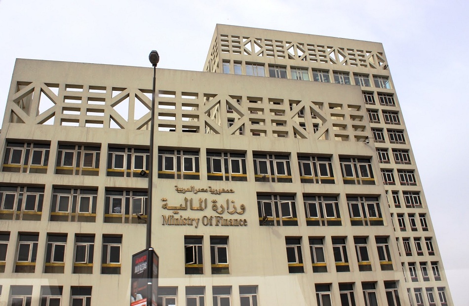 متحدث وزارة المالية يكشف حقيقة إلغاء الضريبة العقارية على المصانع
