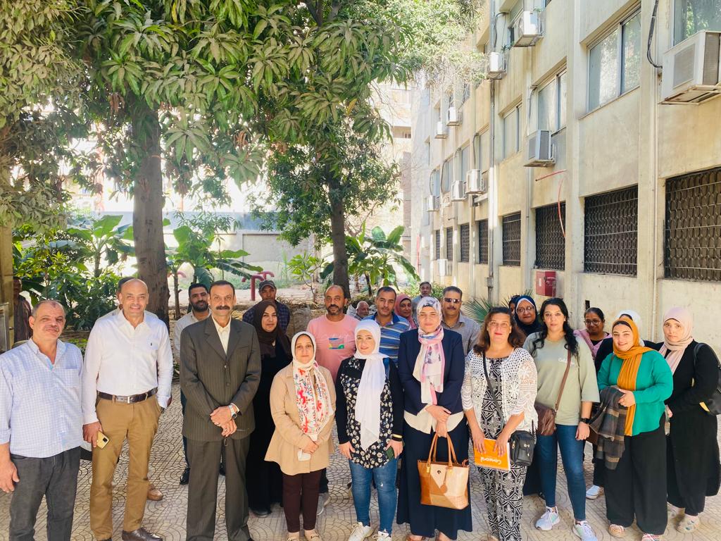 في إطار الجهود المبذولة من السيد/ أنور فوزى رئيس مصلحة الضرائب العقارية لرفع كفاءة موظفي المصلحة قامت الإدارة العامة للتقدير والربط والإدارة العامة للمكتب الفني بديوان عام المصلحة بالتعاون مع الإدارة المركزية للحاسب الآلي ونظم المعلومات 